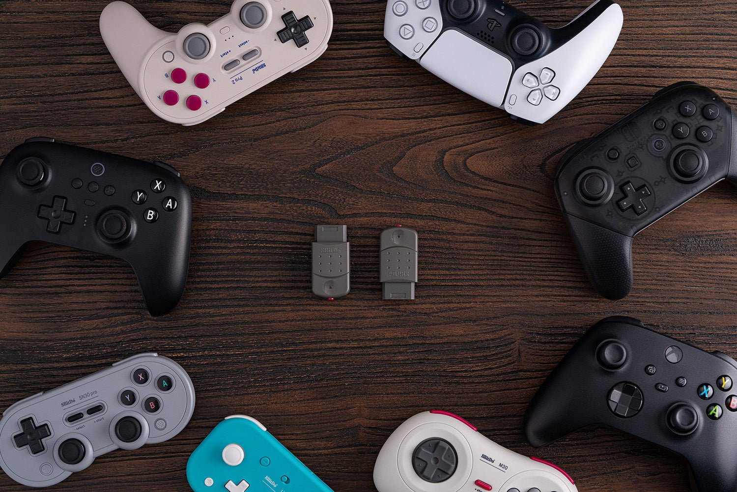 8Bitdo Adaptateur Bluetooth Sega Saturn & Windows - Accessoires - 8Bitdo - Shop Just for Games