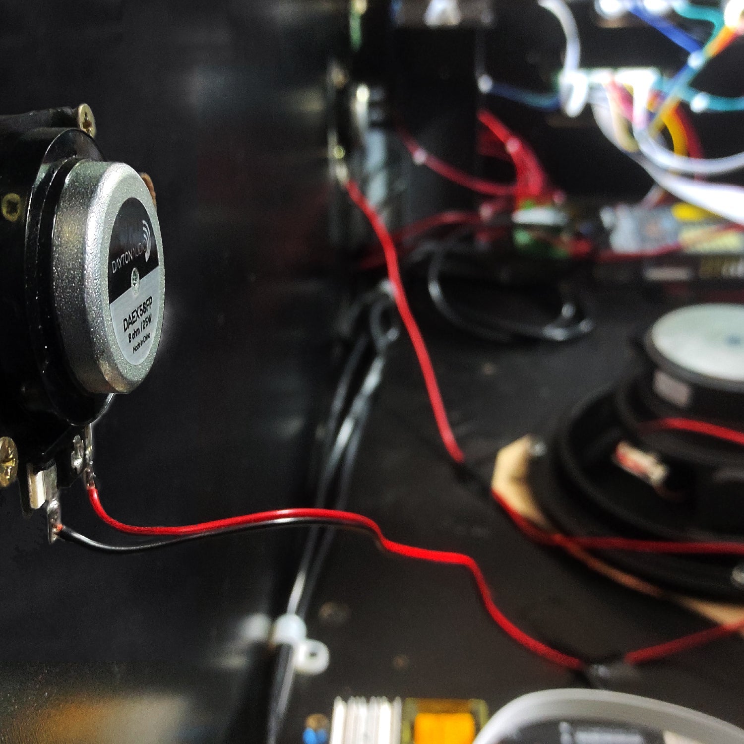 Kit de retour son surround (SSF™ KIT) pour flippers AtGames - Accessoires - AtGames - Shop Just for Games