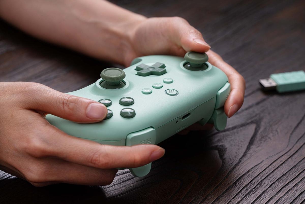 Manette Sans Fil 2.4G 8bitdo Ultimate C pour Steam Deck, PC et Android - Vert Pastel - Manettes - 8Bitdo - Shop Just for Games