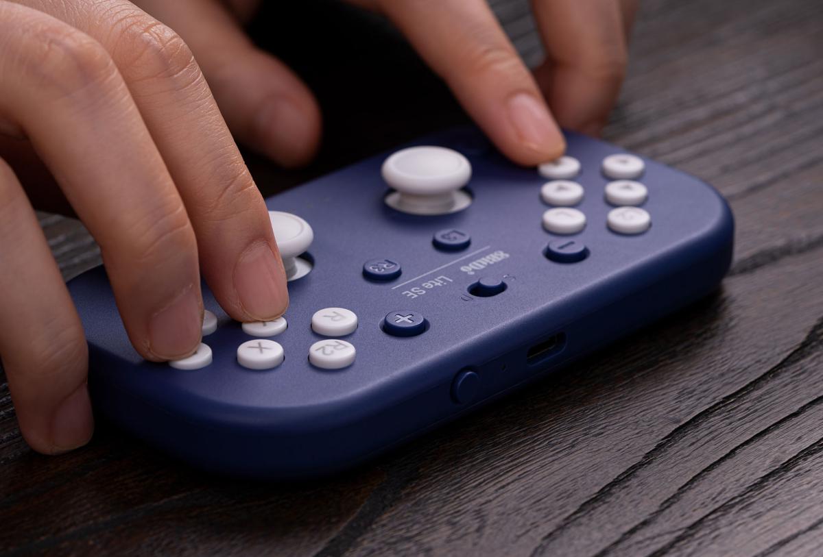 8BitDo Lite SE Purple Edition Manette Bluetooth pour Nintendo Switch, Raspberry, Android et Windows - Manettes - 8Bitdo - Shop Just for Games