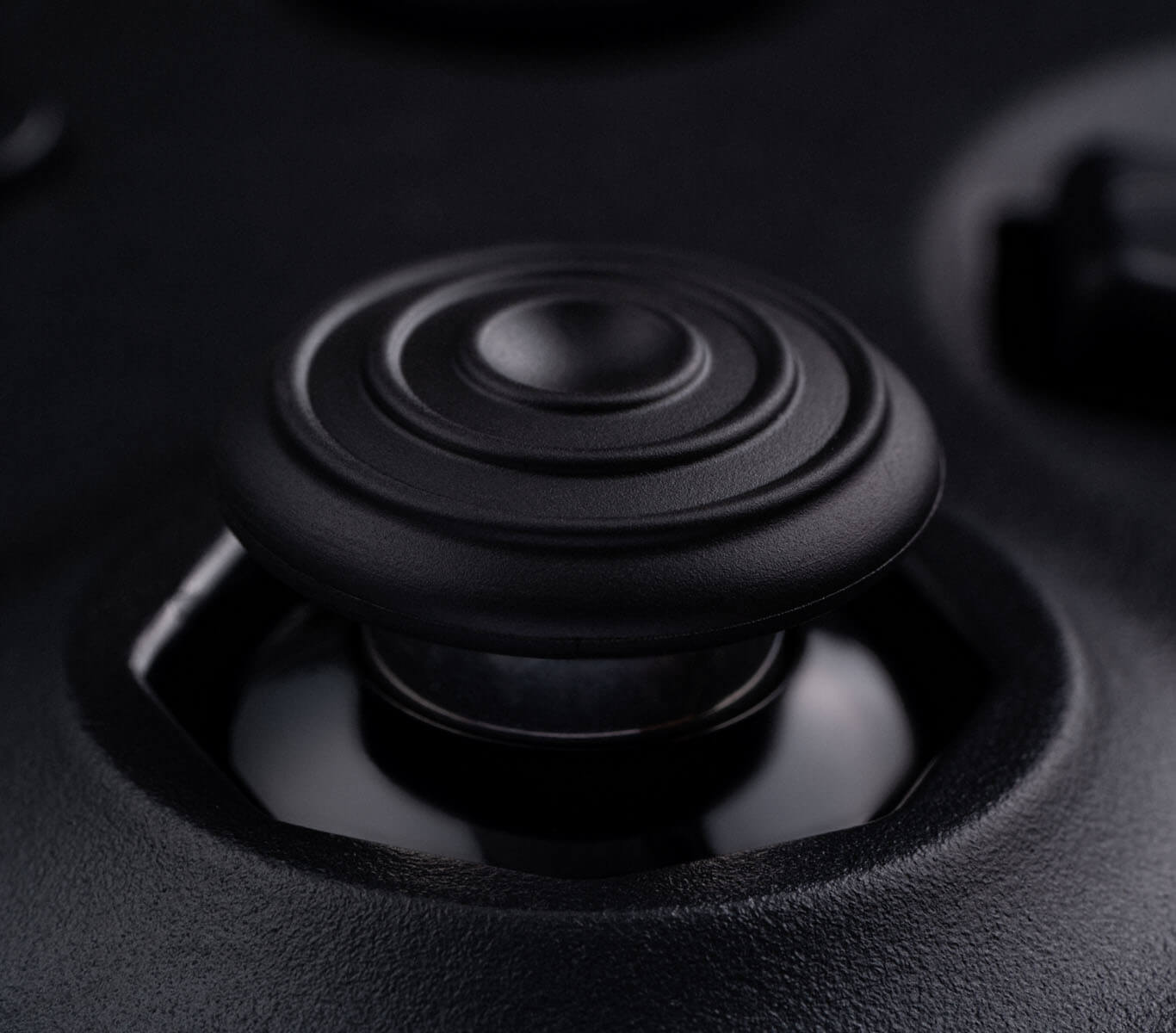 Manette 8BitDo 64 Bluetooth édition noire - Compatible Analogue 3D, Switch 1 et 2, PC, Mobile - Manettes - 8Bitdo - Shop Just for Games